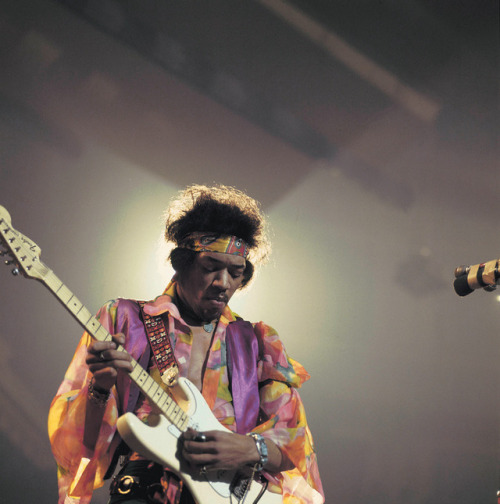 twixnmix:Jimi Hendrix performing at the Royal Albert Hall in London on February 24, 1969.  Photos by
