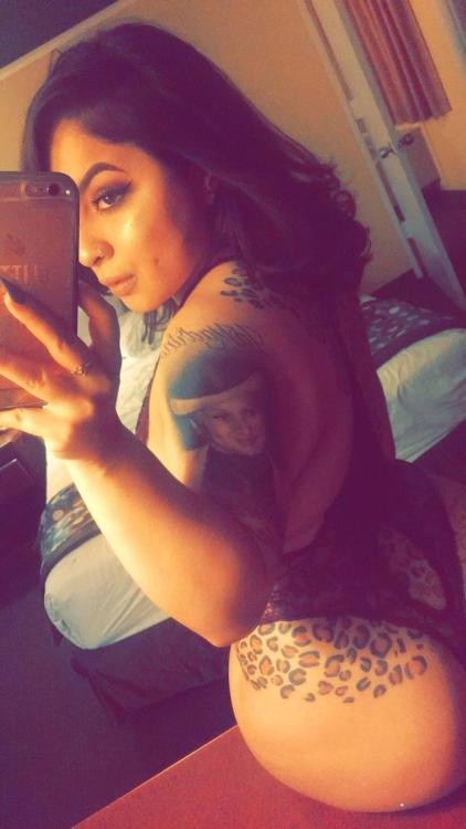 Tatted Busty Chola Nalgona…My Weakness! ❤❤