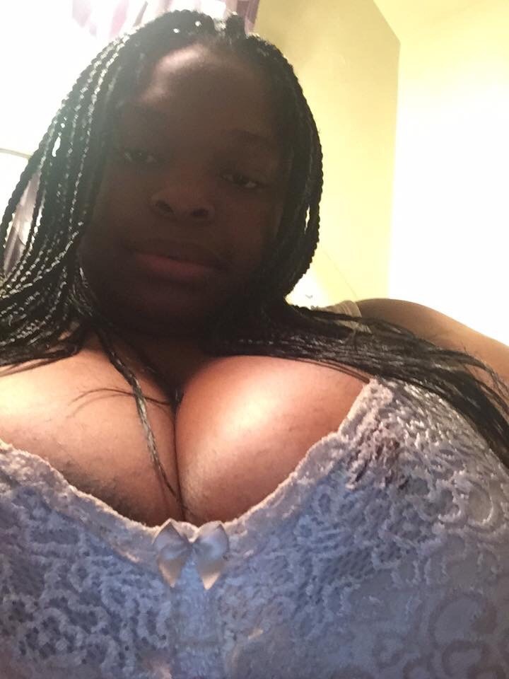 phlem-phlam:  Titty Tuesday