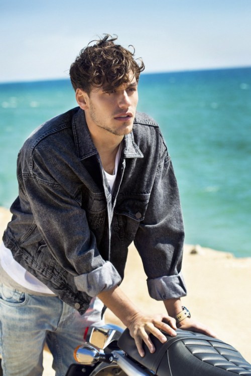 loveshnicky:  Mariano Ontañón
