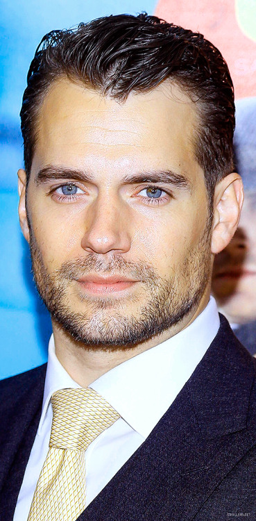 #HenryCavill en la Premiere de Man From Uncle en Nueva York 10.08.15