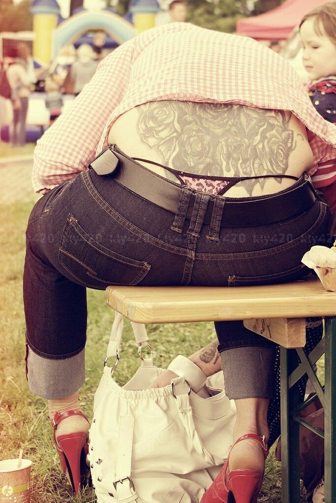 sneaky panty peeks