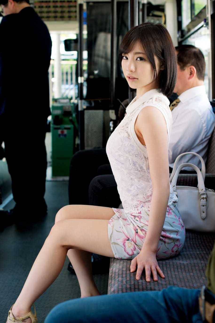 asiadreaming:    airi suzumura | 鈴村あいり    Rien as redire cette fille est