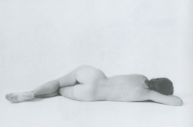 thegreatinthesmall:  Images excerpted from “The Human Figure: A Photographic Reference