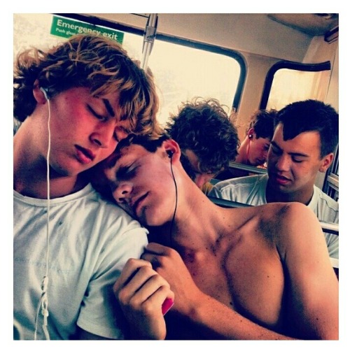 boyzwhat:  æ♥