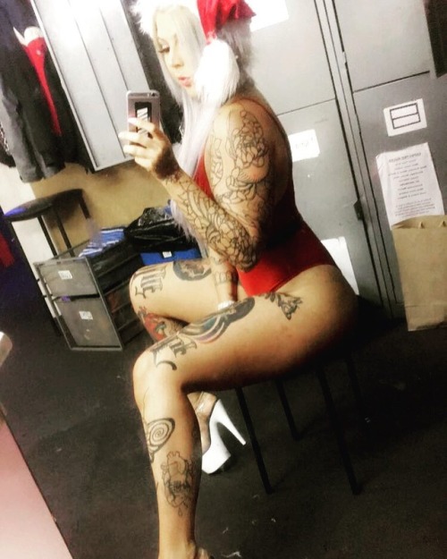 Porn stripper-locker-room:  https://www.instagram.com/amity.adams/ photos