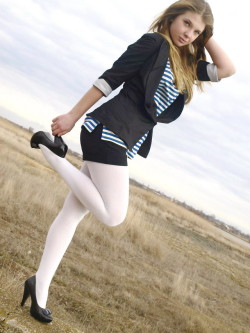 tightsgalore: Tights and Pantyhose Fashion