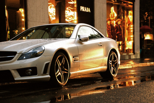 automotivated:Mercedes SL63 (by Thomas Vervuurt.)