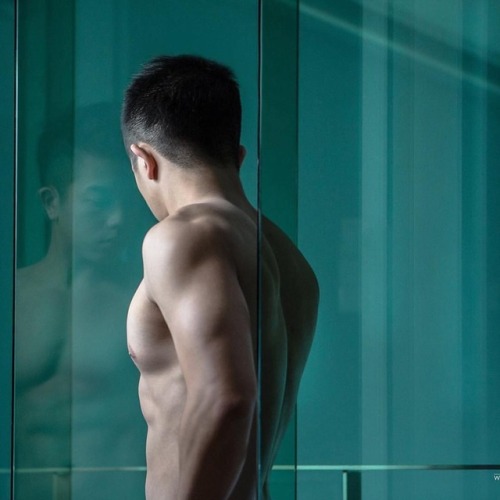 ohthentic:  asianmalephotography:  #Repost @waynnimages ・・・ #asianmalephotography  Oh
