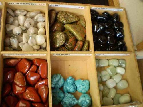 Polished minerals and stones sold as merchandise during LLA = Lwóweckie Lato Agatowe (= Lwowek’s Aga