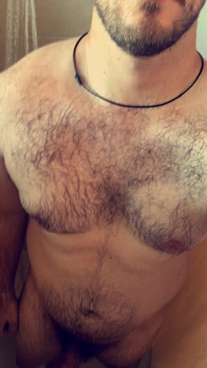 grantgills:  Since the beginning of the year I’ve kept my weight a solid 230 but lost 20lbs of fat ☺️