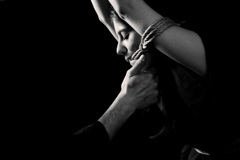 kirigamikinbaku:  ropes Kirigami - model Tenshiko photo Sara De Simon full set http://www.abbraccidicorde.com/home/?page_id=1903
