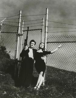 Laurapalmerwalkswithme:david Lynch And Isabella Rossellini By Helmut Newton, 1988