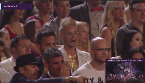 weirdo-watermelon:  Their faces during Miley’s final performance…………. 