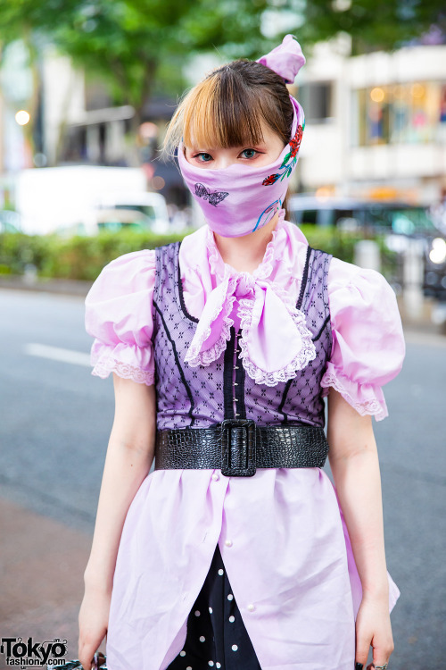 tokyo-fashion: 19-year-old Japanese fashion school student Kaede on the street in Harajuku wearing a