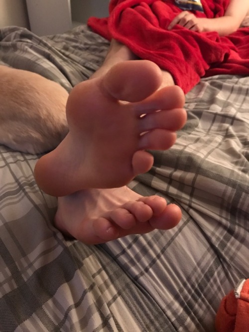 footlover95:Haven’t posted in a while ;)