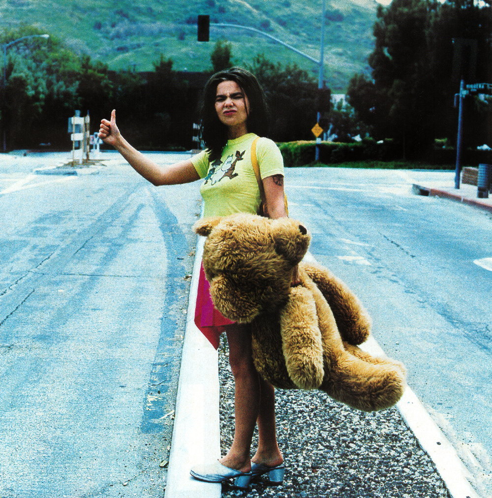 jinxproof: Björk, 1995 | ph. Anton Corbijn © Anton Corbijn  