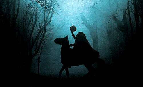 arthurpendragonns:“Taken. Taken by the Headless Horseman. Taken back to Hell.”SLEEPY HOLLOW1999 | di