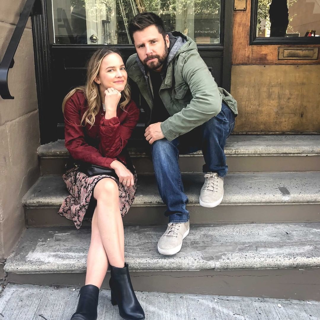 James Roday And Maggie Lawson Married