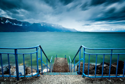 worldwaits:  Turquoise Water, Lake Léman, Switzerland