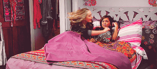 24thousand-miles-from-the-moon:  farklemiinkus:  I don’t want you to catch thisYeah, that would be terrible.   Lesbian blog