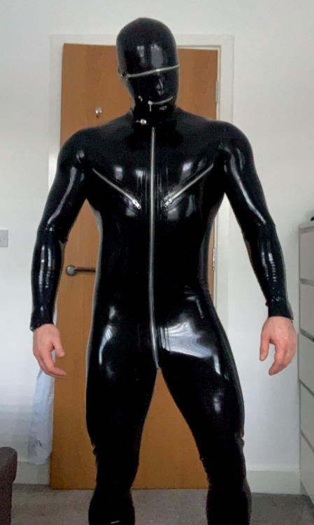 rubberfenix: Your private companion shiny latex Robocop unit at your full disposal. Ready to obey. Ready to comply. 