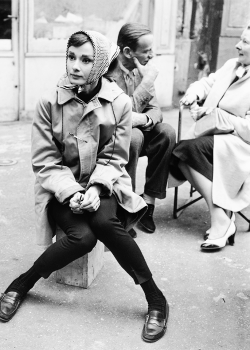   Audrey Hepburn, Fred Astaire, and Elle van Heemstra (Audrey’s mother) on the set of ’Funny Face’, Paris, 1956. Photo by Bert Hardy.  