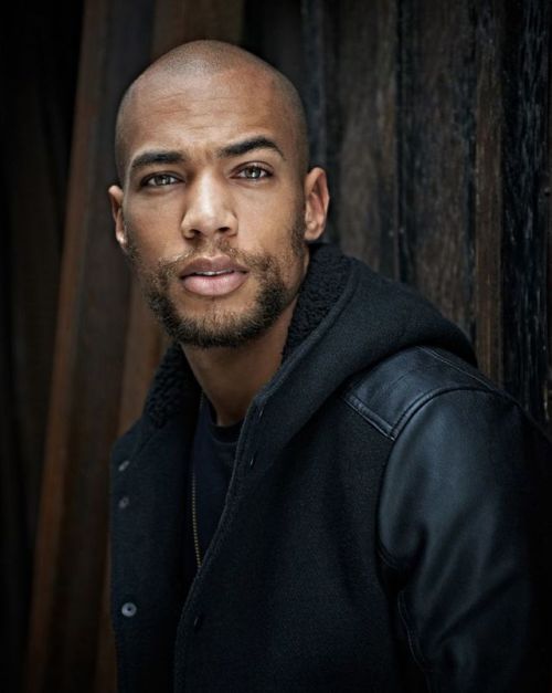 xemsays: xemsays:  C U T E . actors, KENDRICK SAMPSON and WINSTON DUKE.  many of you will recognize 31 year old Winston from his aggressive performance as M’BAKU in this weekend’s mega blockbuster release of “BLACK PANTHER” and the rest of you