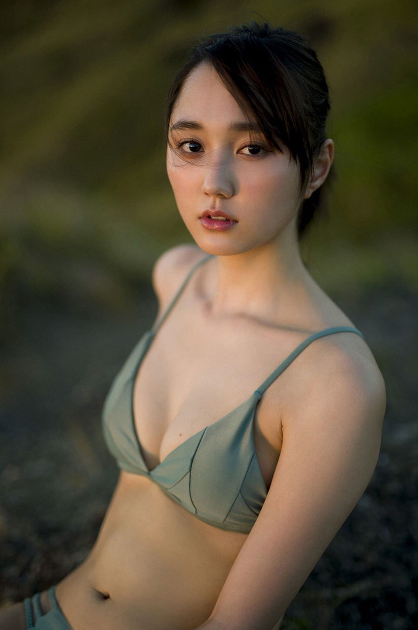 Pretty Asian Women™