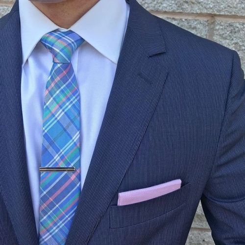 bows-n-ties: A sophisticated Tie and Pocket Square combination.  (Item Number: DA5613)