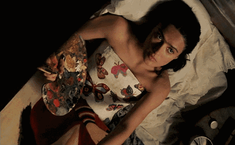 muskming:  Frida  2002 film directed by Julie Taymor 