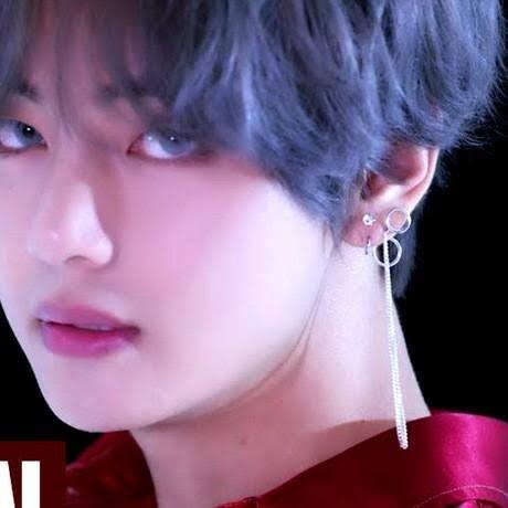Taehyung BTS Iconic Circle Earrings