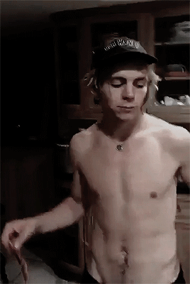 Male Celeb Naked
