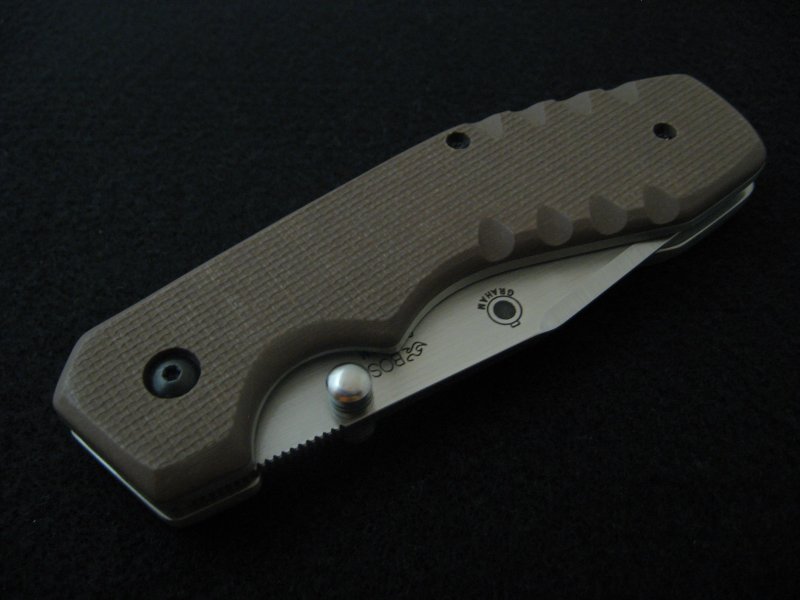 knifepics:  Graham Razel Folder