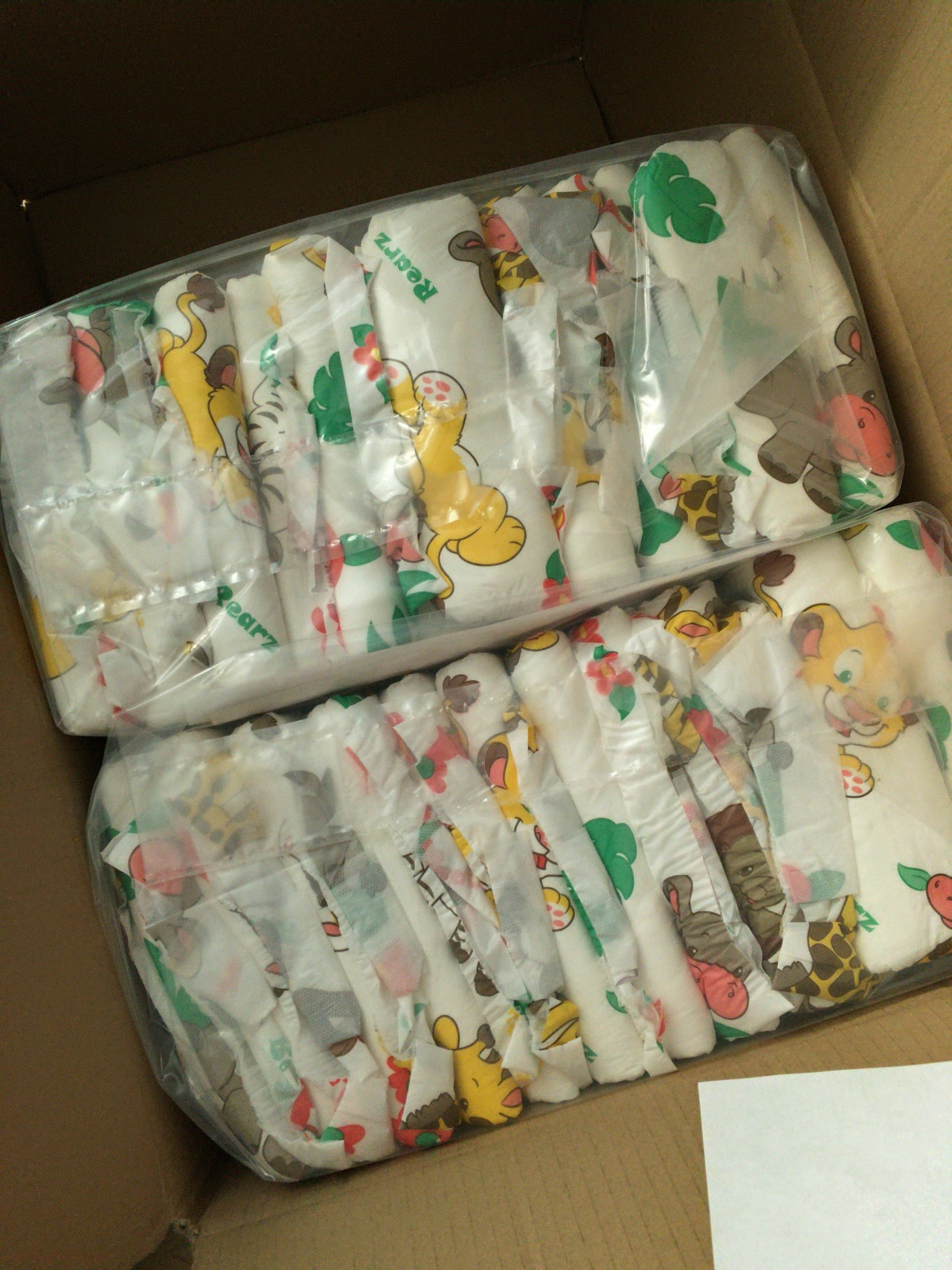 roxxyuncensored:  Bambino was having a sale so we finally got a case of jungle diaps!