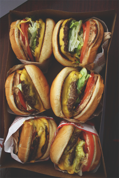 cars-food-life:  Damn.