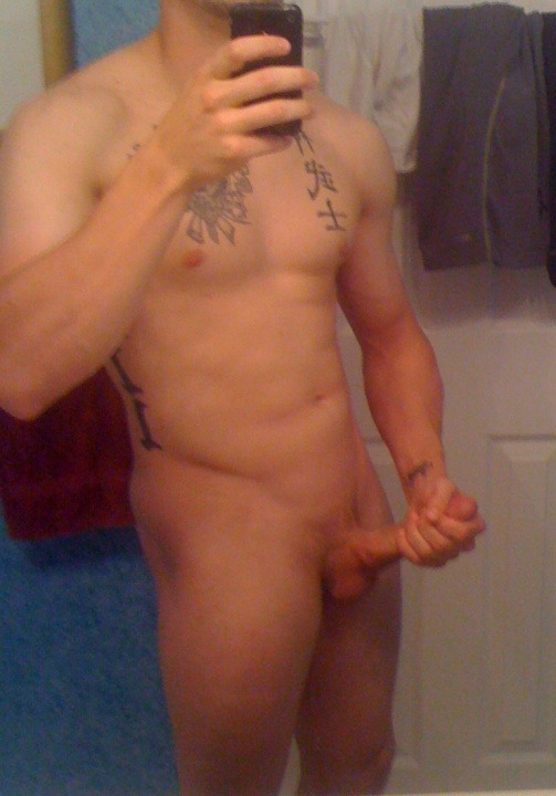 shitilikeandafewofme:  27 year old. Keller, TX Follow me for more like this! www.shitilikeandafewofme.tumblr.com