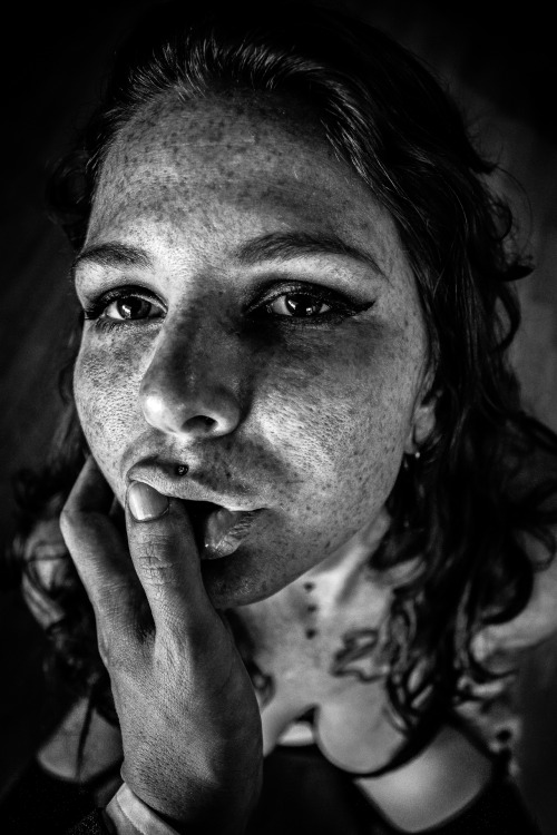 david-e-martindale:Ginger Paigeby David E. MartindalePlease do not delete credits to the original artist(s) when reblogging.