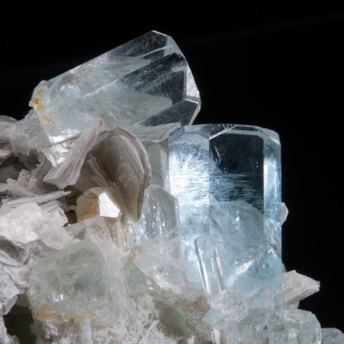 Aquamarine on Muscovite - Chumar Bakhoor, Hunza Valley, Gilgit District, Gilgit-Baltistan, N.A., Pak