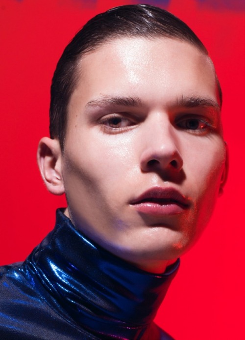 charybde:  Simon Roobaert : Stage Fashion Magazine Issue #7 / MARS