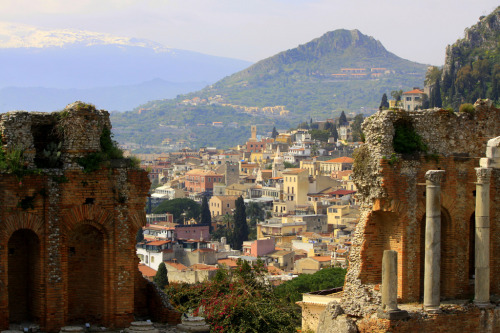 allthingseurope:Taormina, Sicily (by oriana.italy)