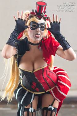 werm-whole-skwerm:  Steampunk Harley Quinn.  ♡ her!!!