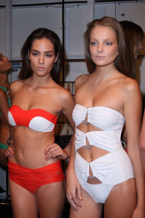 vicsecretmodels:  Andi & Eniko