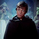 marthajefferson:  In A New Hope, Luke’s all-white clothes make a stark contrast