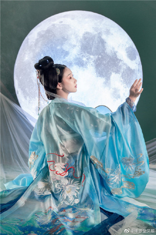 hanfugallery: chinese hanfu by 绛悠堂汉服