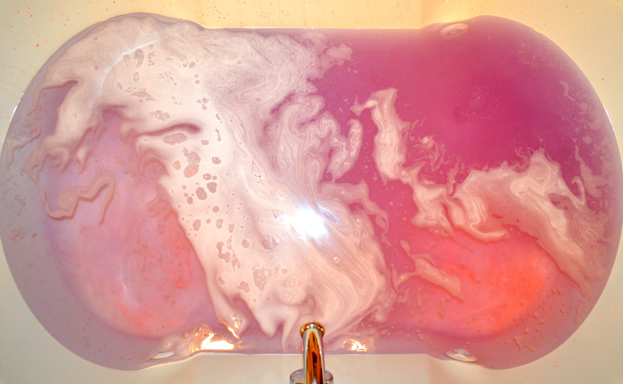 iconicgloryy:  Space Girl Bath Bomb from a few months ago. I used two of them for