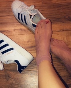 Post [690231307322769408] nylon-socks.tumblr.com - Tumbex