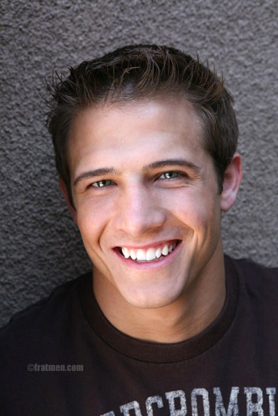 princeofrails:  rockymountainboys2:  Paul Donahoe, AKA “Nash,” FM model, expelled from the the U of Nebraska wrestling team for showing himself naked in a JO vid.    princeofrails.tumblr.com