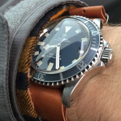 womw:Another shot of the Tudor Snowflake on @Hodinkee leather NATOby bzabodyn214 from Instagram http://ift.tt/1Fsv0vk