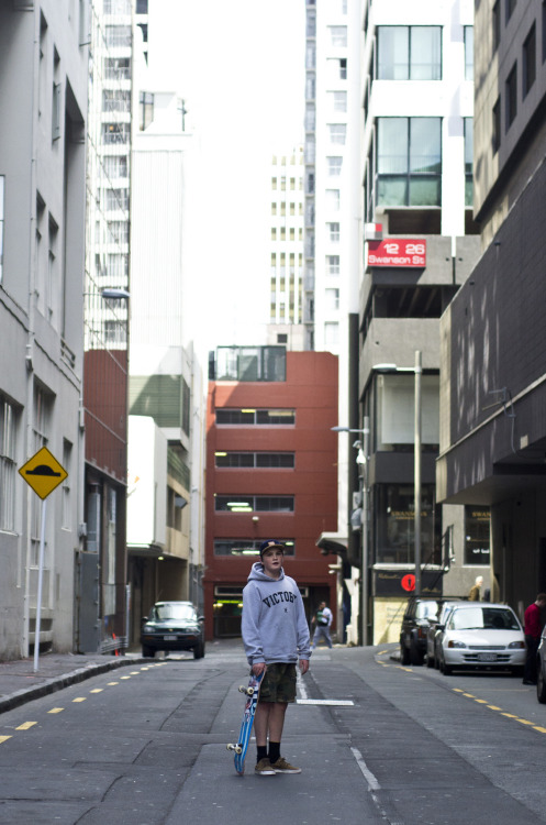 skter:  //